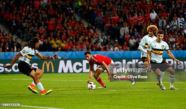 Hal Robson-Kanu of Wales controls the ball to score his team's second goal during the UEFA EURO 2016 quarter final match between Wales and Belgium at...