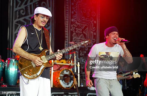 Carlos Santana; Musiker; Gitarrist; Latin-Rock; Mexiko / USAAuftritt auf der Bonner Museumsmeile mit "Matchbox 20"-Sänger Andy Vargas