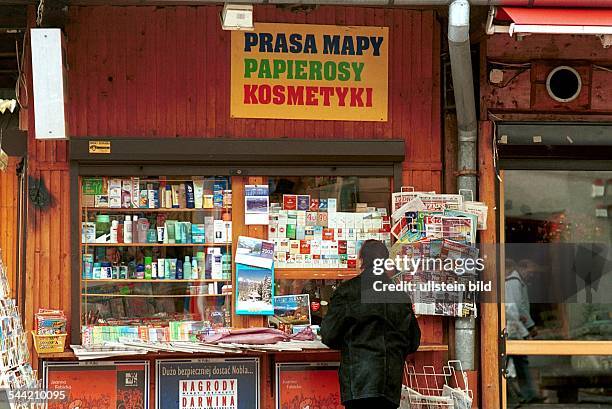 Zakopane: Zeitungskiosk mit erweitertem Kosmetikartikel-Angebot und Tabakwaren, Zakopane, Polen