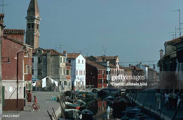Italien, Venezien, Venedig: Ortsansicht von Burano.- 2005