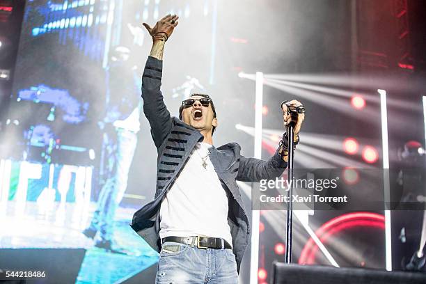 Marc Anthony performs in concert at the RCD Español stadium on July 1, 2016 in Barcelona, Spain.