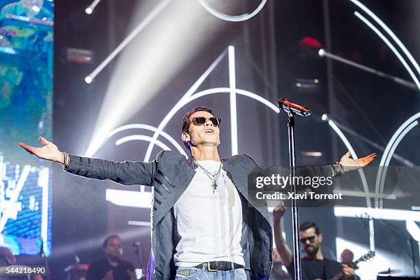 Marc Anthony performs in concert at the RCD Español stadium on July 1, 2016 in Barcelona, Spain.