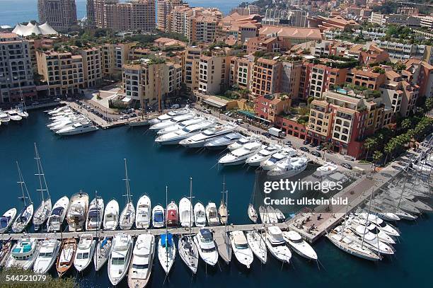 Monaco, Monte Carlo: Stadtteil Fontvieille mit innerem Yachthafen.