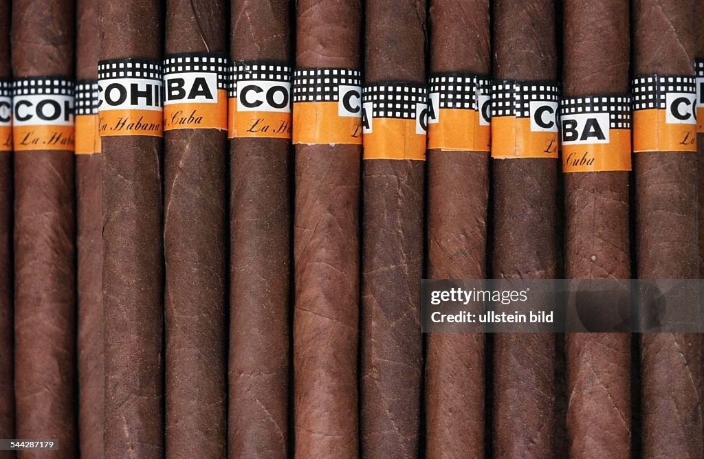 Cuba, Havanna - Kubanische Zigarren der Marke Cohiba, handgefertigt News  Photo - Getty Images