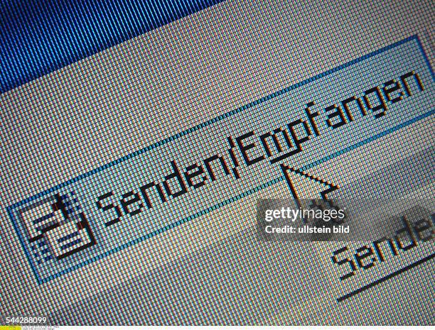 Computer, E-Mail, Icon E-mail senden / empfangen auf dem Computerbildschirm