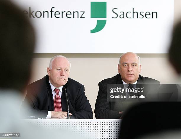 Georg Milbradt, Prime Minister of the Free State of Saxony, CDU, Germany - with Thomas Jurk, State Minister of Economic Affairs and Labour, SPD