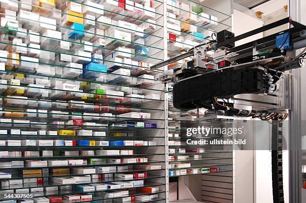 Germany; Berlin; first Easy Pharmacy; new sorting-machine easy mat