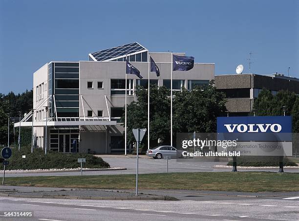 Sweden, Vaestergoetland, Volvo car-manufacturers headquarter in Torslanda.