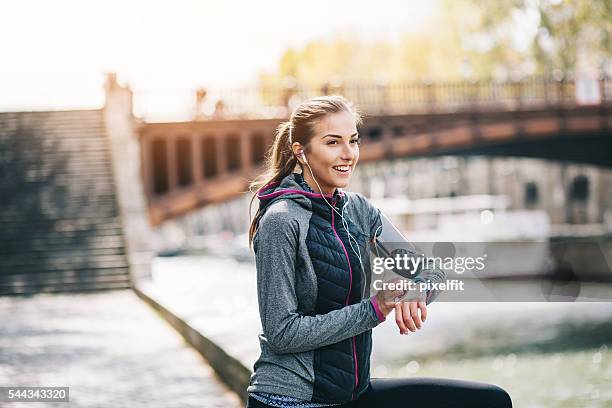 wearable technology - pedometer stock pictures, royalty-free photos & images