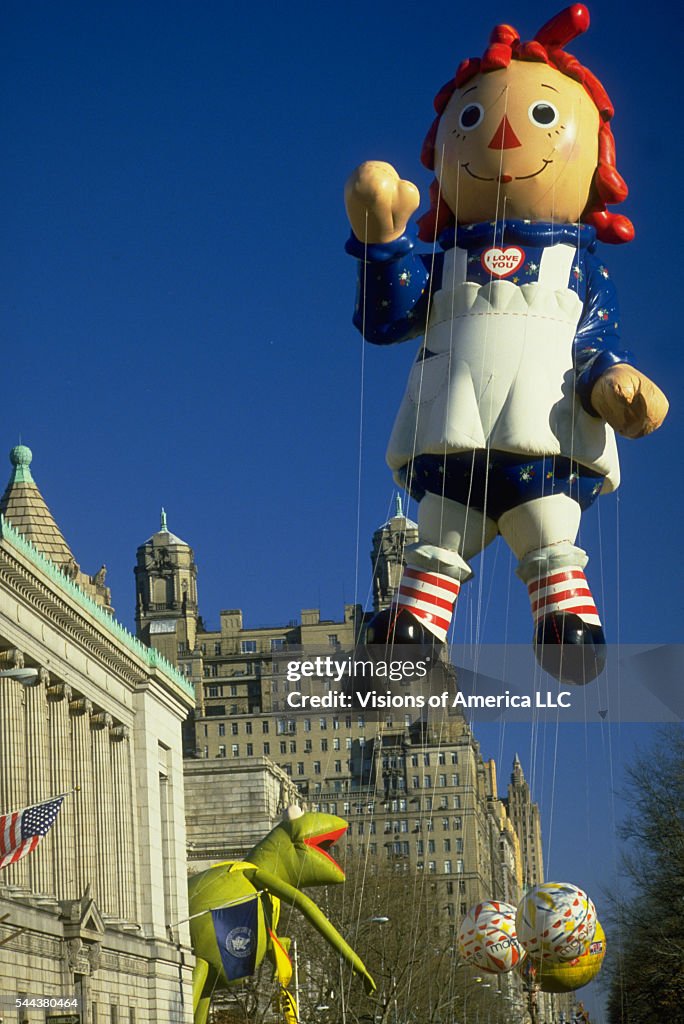 Raggedy-Ann Float