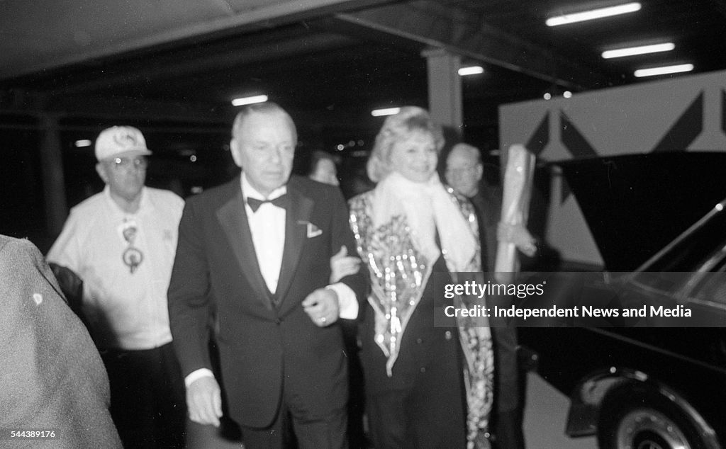 Frank & Barbara Sinatra At Dublin Airport
