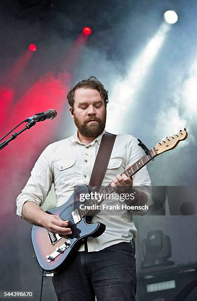 Frightened Rabbit Singer 235 Frank The Rabbit Stock Photos, High-Res Pictures, and Images ...
