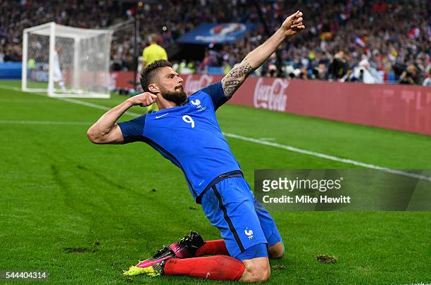 Olivier Giroud of France celebrates scoring his team's fifth goal during the UEFA EURO 2016 quarter final match between France and Iceland at Stade...