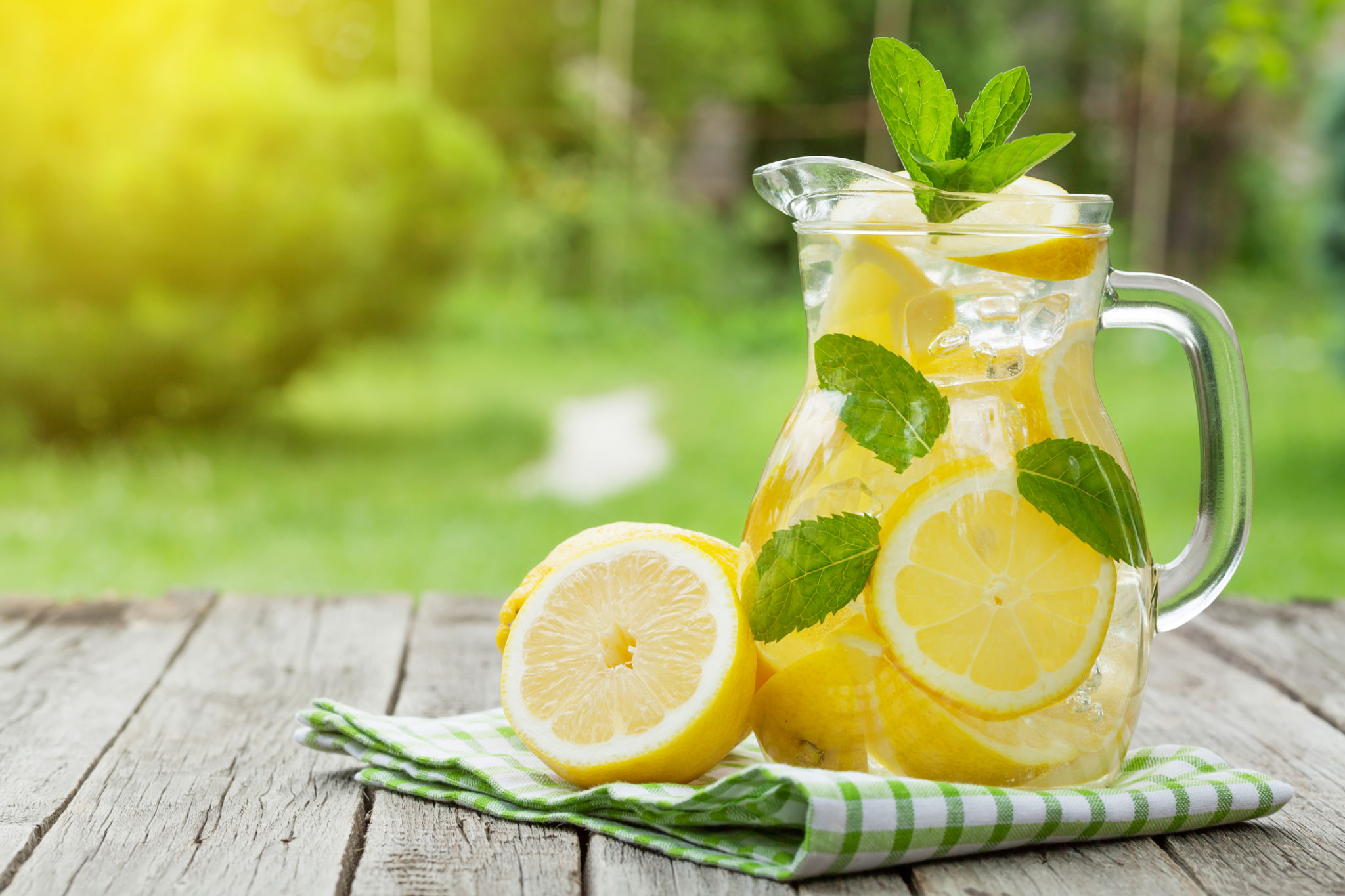 lemonade pitcher