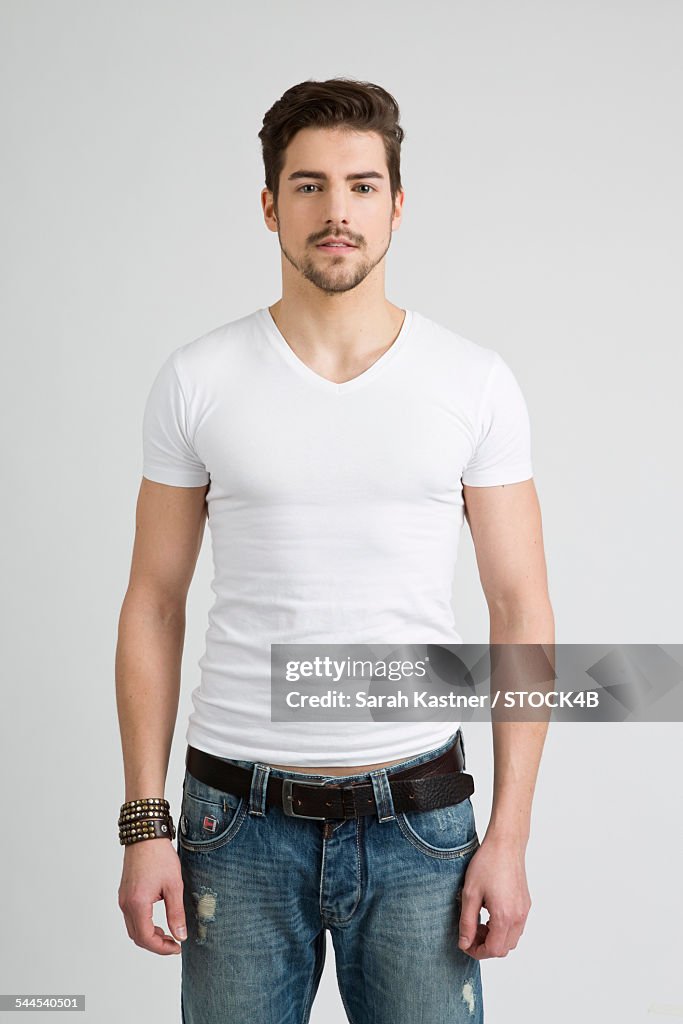 Young man wearing T-shirt and jeans
