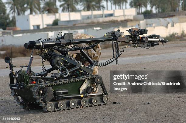 Robot Eexploding 125 Explosive Ordnance Disposal Robot Stock Photos, High-Res Pictures ...