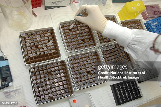 Generic Medical Lab Generic Medical Research Photos and Premium High Res Pictures - Getty ...