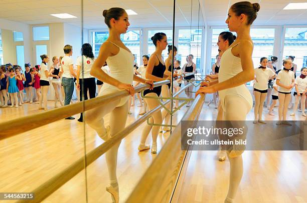 Sabine Ute Roth 58 Sabine Roth Stock Photos, High-Res Pictures, and Images - Getty Images