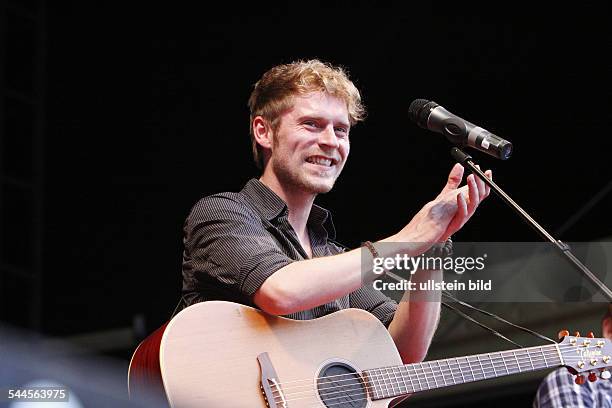 Oerding, Johannes - Musician, Singer, Songwriter, Germany - performing in Berlin, Germany, Zitadelle