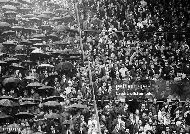 Soccer 1971 Photos and Premium High Res Pictures Getty Images