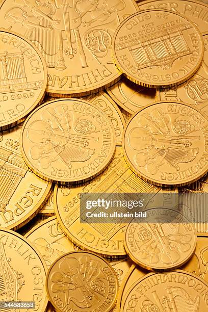 Devolving Wiener 129 Austrian Wiener Philharmoniker Stock Photos, High-Res Pictures, and ...