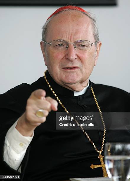 Meisner, Joachim Kardinal *-Erzbischof von Koeln, D- Portrait-