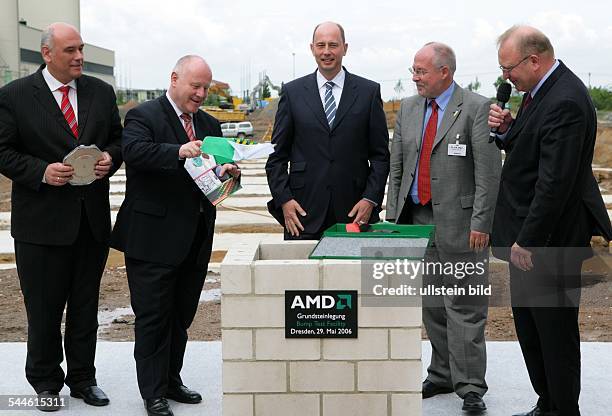 Wolfgang Tiefensee, Politiker, SPD, D - Bundesverkehsminister, Thomas Jurk , Wirtschaftsminister von Sachsen, Georg Milbradt Ministerpräsident von...