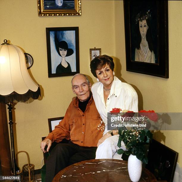 Margot Ebert StockFotos und Bilder Getty Images