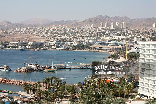 Israel, Eilat: Blick auf die Stadt und den Hafen.