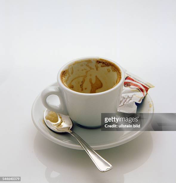 Kaffee trinken, leere Tasse Kaffee / Espresso - 2006