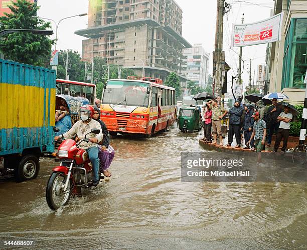flooding in dhaka - bangladesh stock pictures, royalty-free photos & images