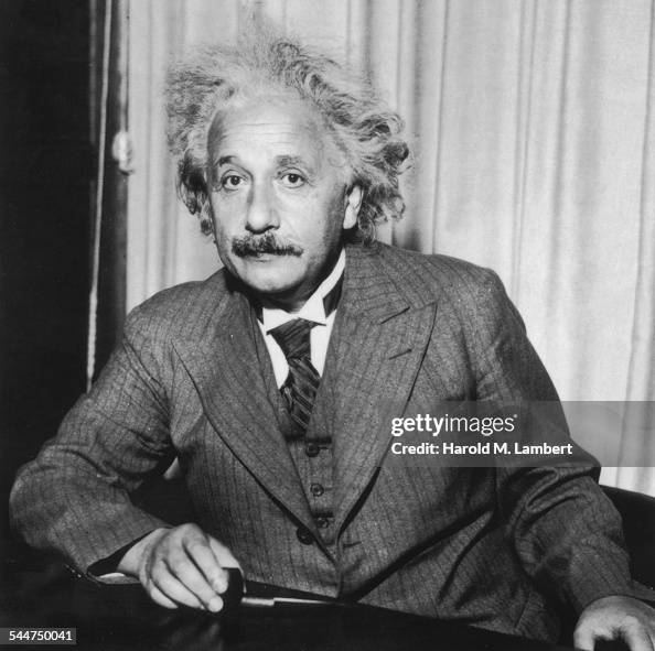 Albert Einstein Albert Einstein