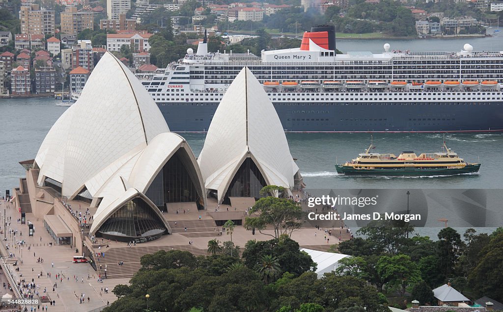 Queen Mary 2 Arrives Into Sydney Harbour