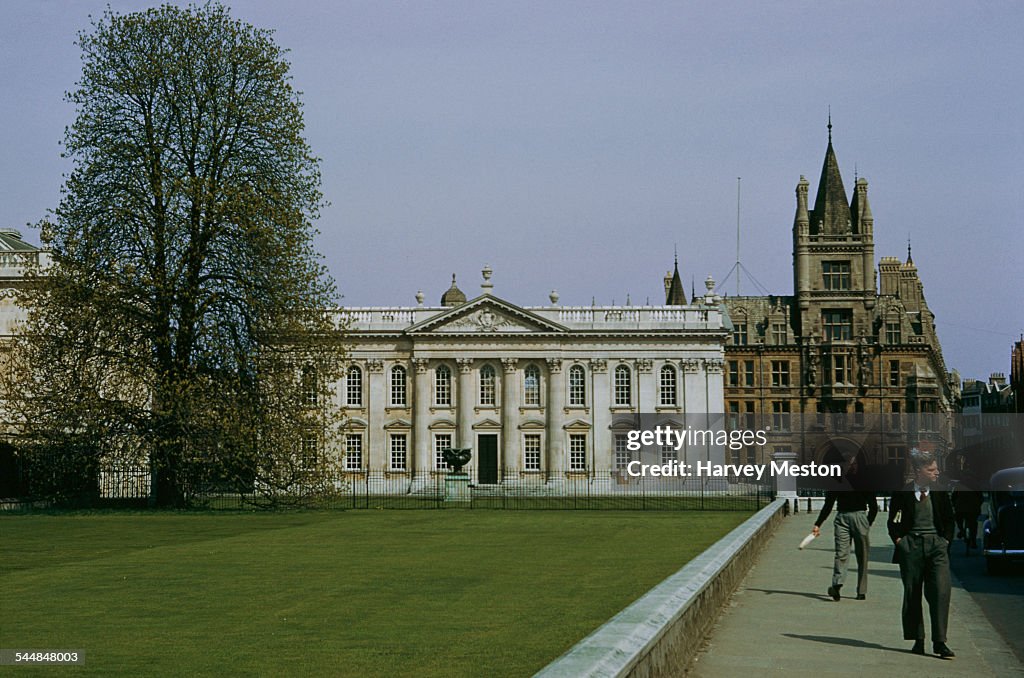 An Exterior View Of King s College Cambridge Circa 1960 News Photo an-exterior-view-of-king-s-college-cambridge-circa-1960-news-photo