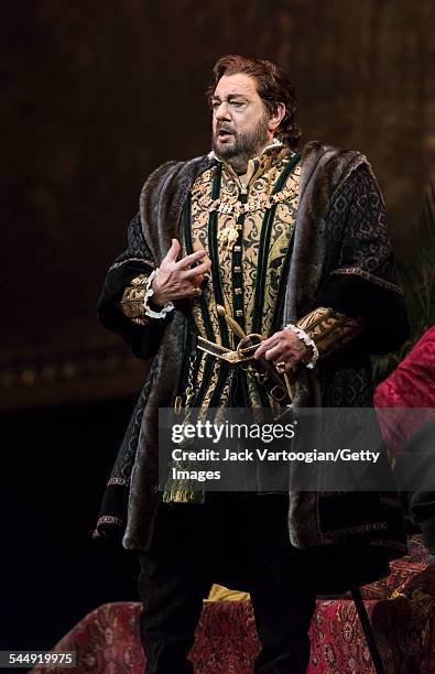 Spanish tenor Placido Domingo performs during the final dress rehearsal prior to the season premiere of the Metropolitan Opera/Pier Luigi Samaritani...