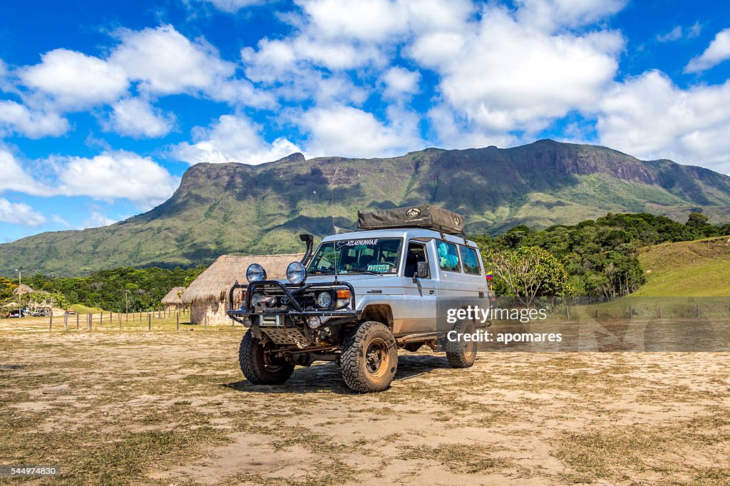 Toyota tierra Cruiser en Campamento Matopai La Gran Sabana Venezuela