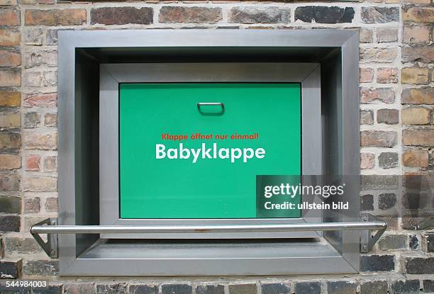 Germany - Brandenburg - Potsdam: Babyklappe at a hospital