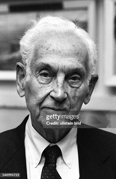 17 Ernst Mayr Stock Photos, HighRes Pictures, and Images Getty Images