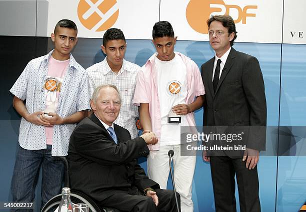 Wolfgang Schaeuble - Politician, Federal Minister of the Interior, CDU, Germany - at the XY- Award "together against the crime", the laureates...