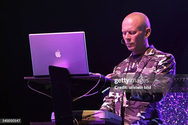 Erasure - Band, Pop music, UK - Keyboarder Vince Clarke performing in Berlin, Germany