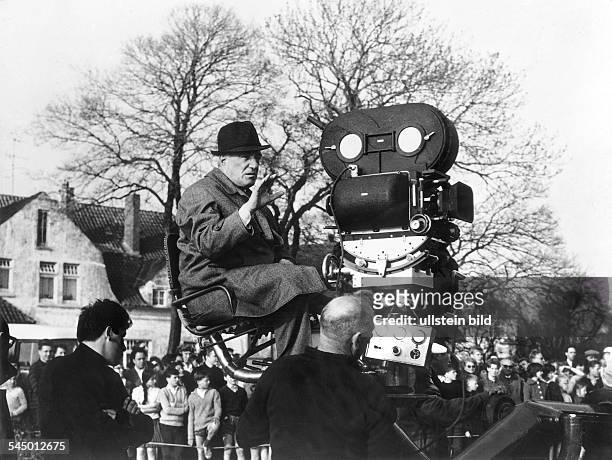 Schauspieler und Regisseur, ItalienDreharbeiten in Schulau bei Hamburg zumFilm: " Die Eingeschlossenen von Altona "- 1962