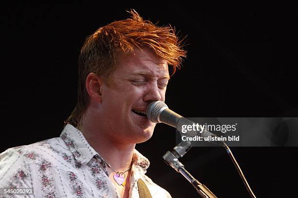 Queens of the Stone Age - Band, Rock music, USA - Singer Josh Homme performing in Berlin, Germany