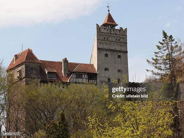 Romania - Brasov Kronstadt: view to the Castelul Bran