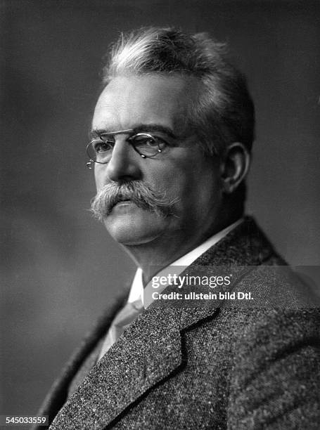 Professor, Historiker Dum 1913Foto: Sandau, Ernst