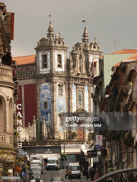 Portugal - Porto: The church "Igreja de Santo Ildefonso"