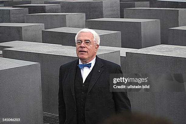 Peter Eisenman, Architekt, USA - waehrend der Eroeffnungsveranstaltung fuer das Denkmal der ermordeten Juden Europas in Berlin