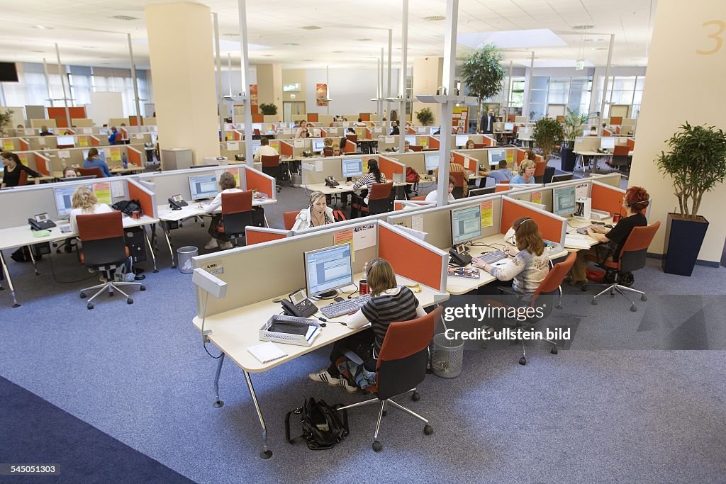 Germany - Berlin - : Communication center ( call centre ) of the Quelle Communicaton Center Berlin GmbH -