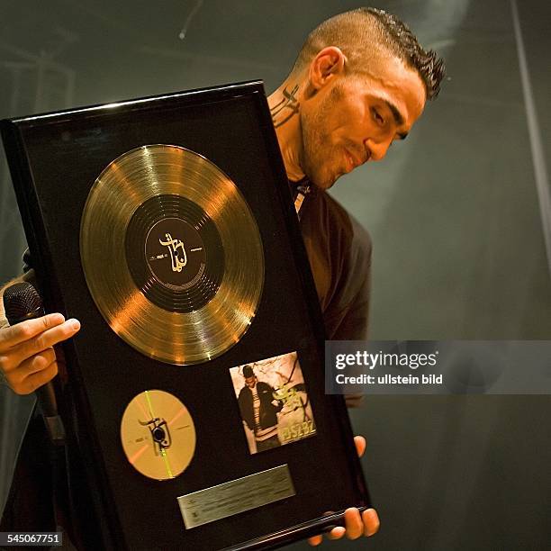 Bushido Rapper Gif 190 Bushido In Concert Stock Photos, High-Res Pictures, and Images ...