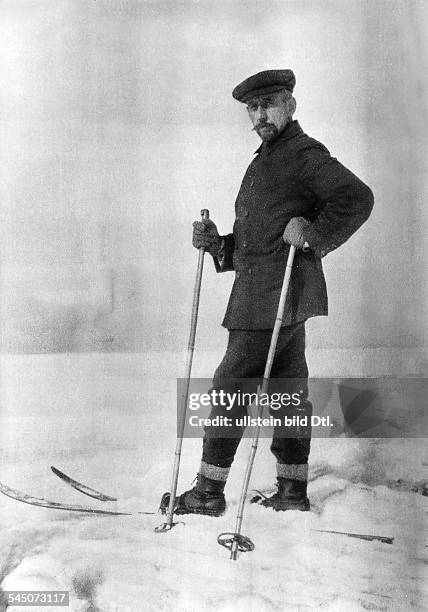 Roald Amundsen*16.07.1872-+Explorer of polar regions, Norway- undated