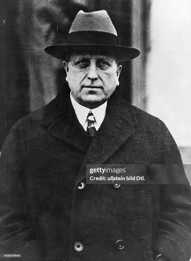 W.R.Hearst